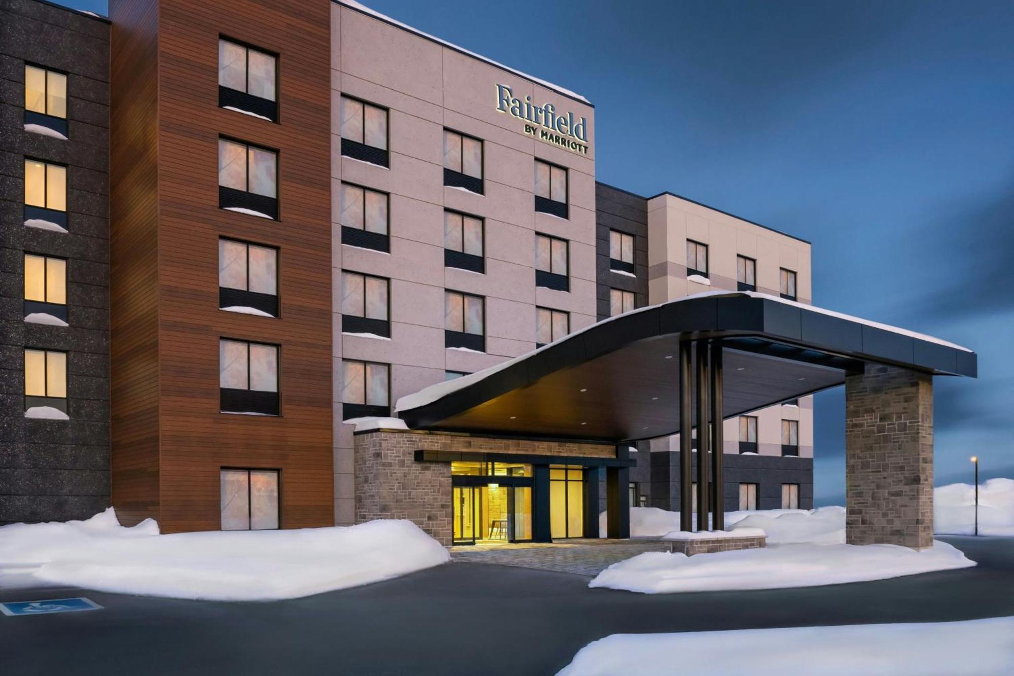 Fairfield By Marriott Inn & Suites Gravenhurst Muskoka Ngoại thất bức ảnh