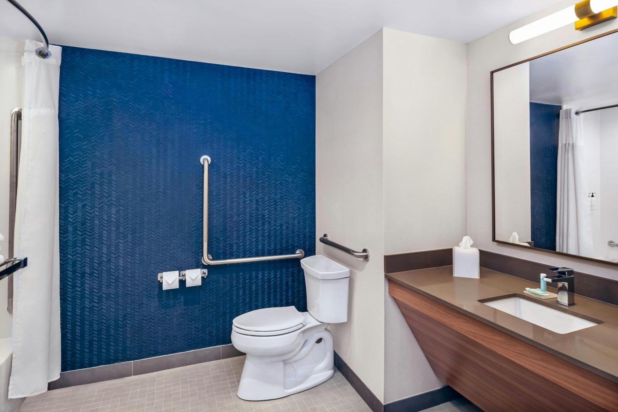 Fairfield By Marriott Inn & Suites Gravenhurst Muskoka Ngoại thất bức ảnh