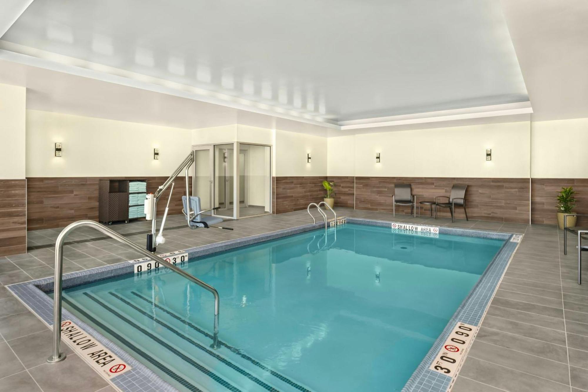 Fairfield By Marriott Inn & Suites Gravenhurst Muskoka Ngoại thất bức ảnh